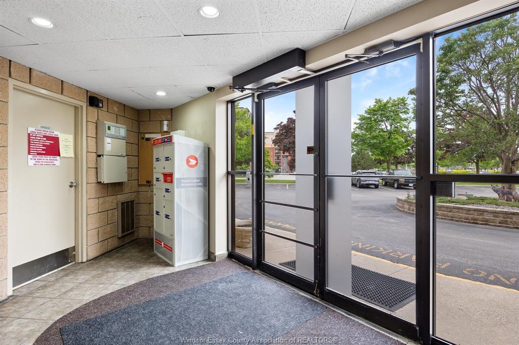 502-1905 Normandy, Lasalle, ON - Indoor