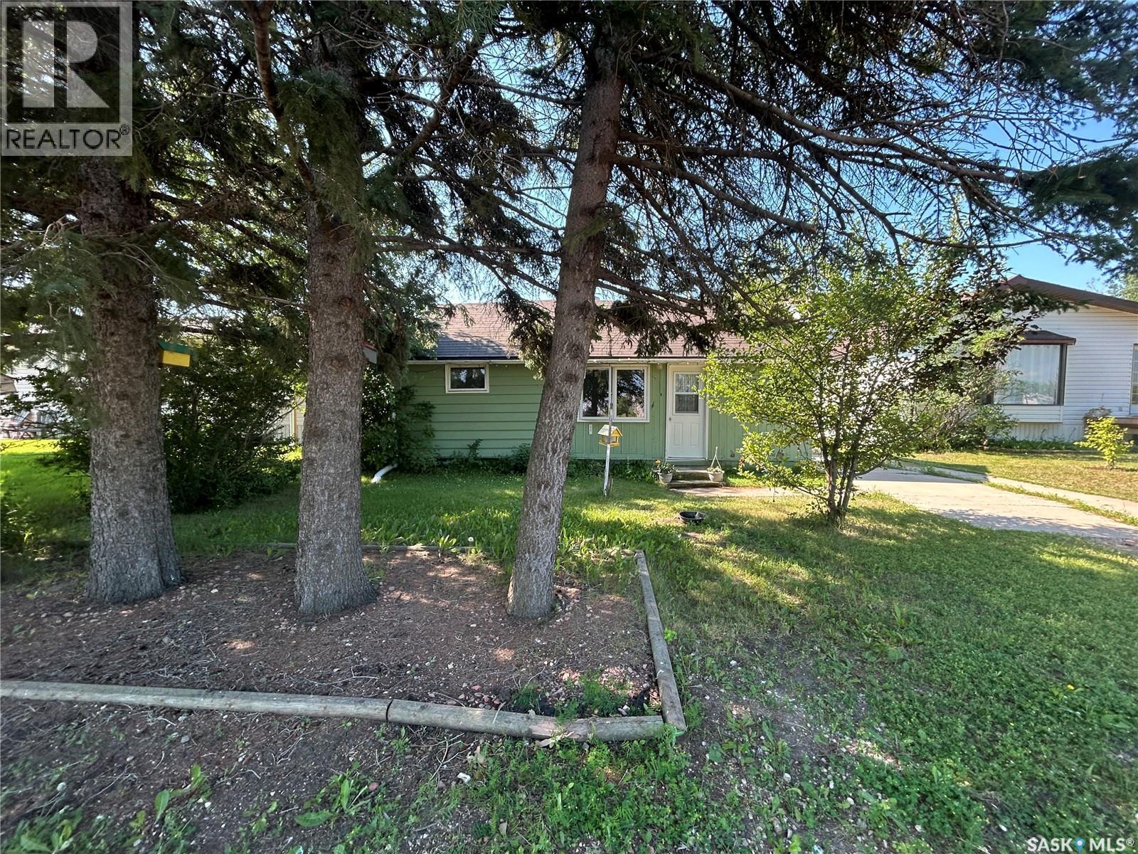804 96Th Avenue, Tisdale, SK - Outdoor