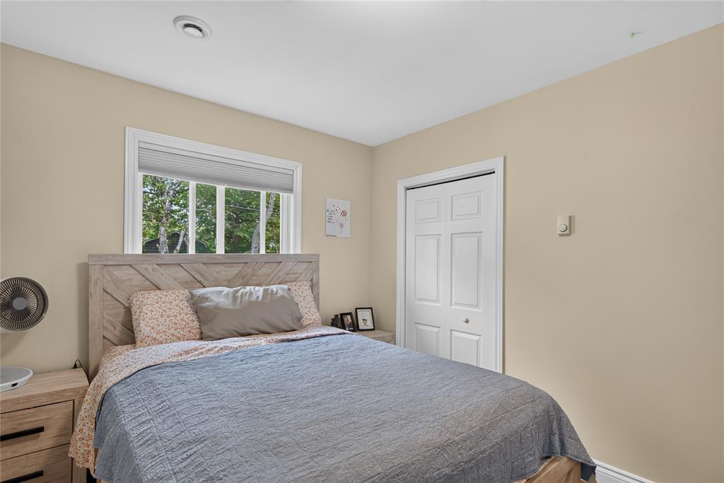 16 Hamilton Street, Gander, NL - Indoor Photo Showing Bedroom