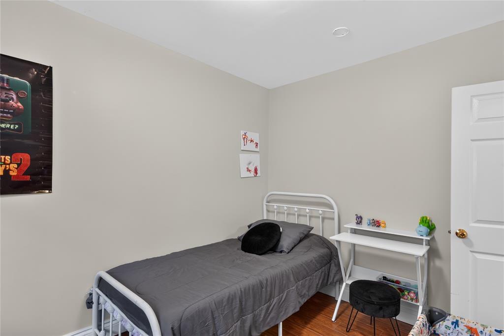 16 Hamilton Street, Gander, NL - Indoor Photo Showing Bedroom