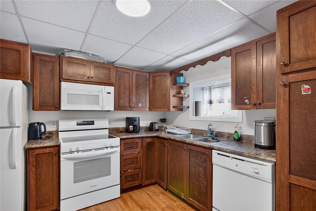 16 Hamilton Street, Gander, NL - Indoor Photo Showing Kitchen With Double Sink