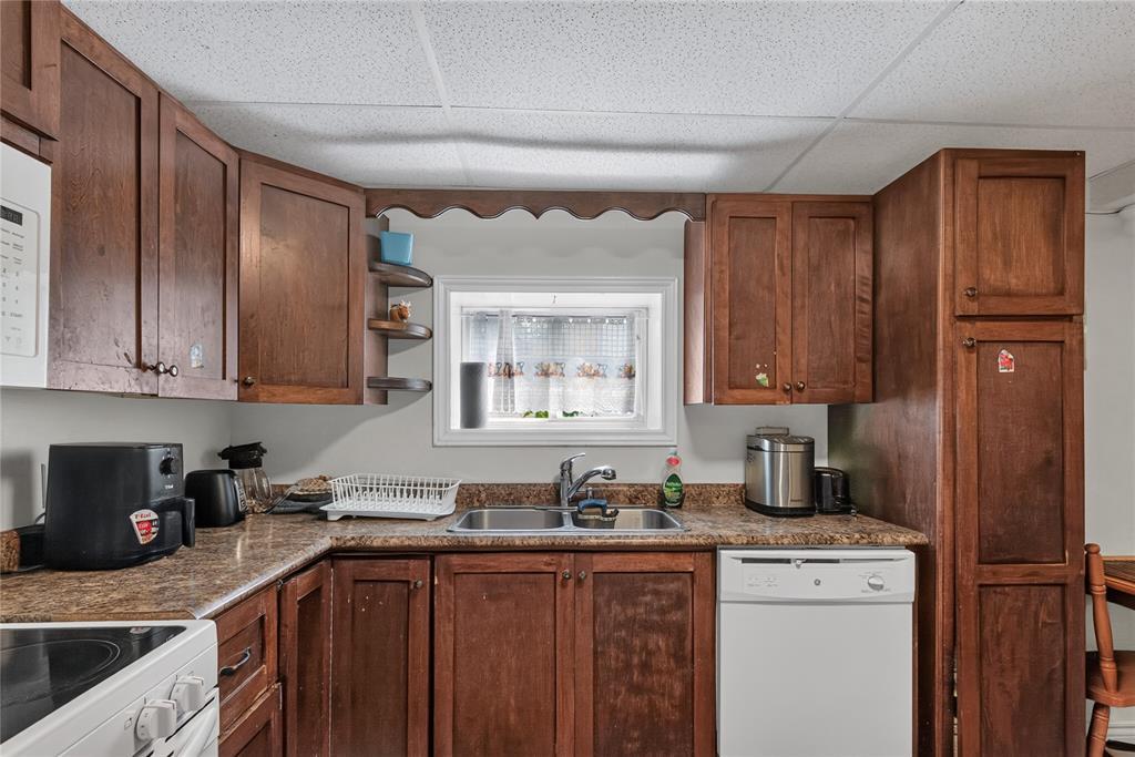 16 Hamilton Street, Gander, NL - Indoor Photo Showing Kitchen With Double Sink