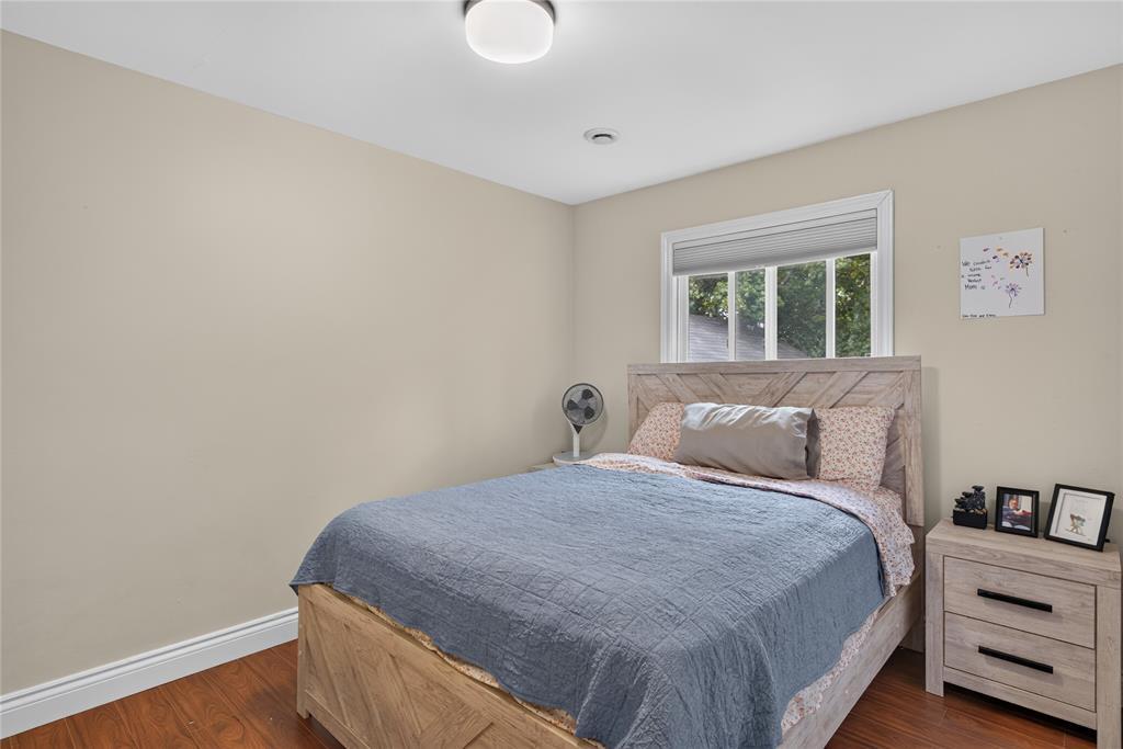 16 Hamilton Street, Gander, NL - Indoor Photo Showing Bedroom