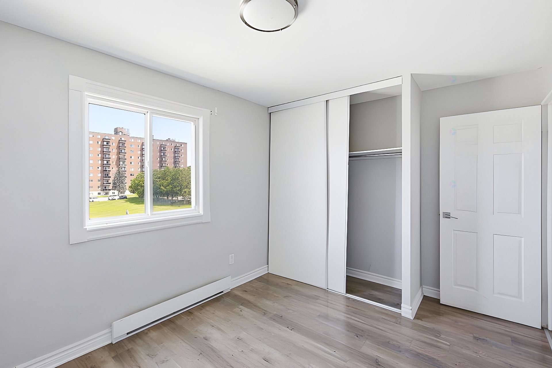 Chambre à coucher - 402-90 Rue Front, Gatineau (Aylmer), QC - Indoor Photo Showing Other Room
