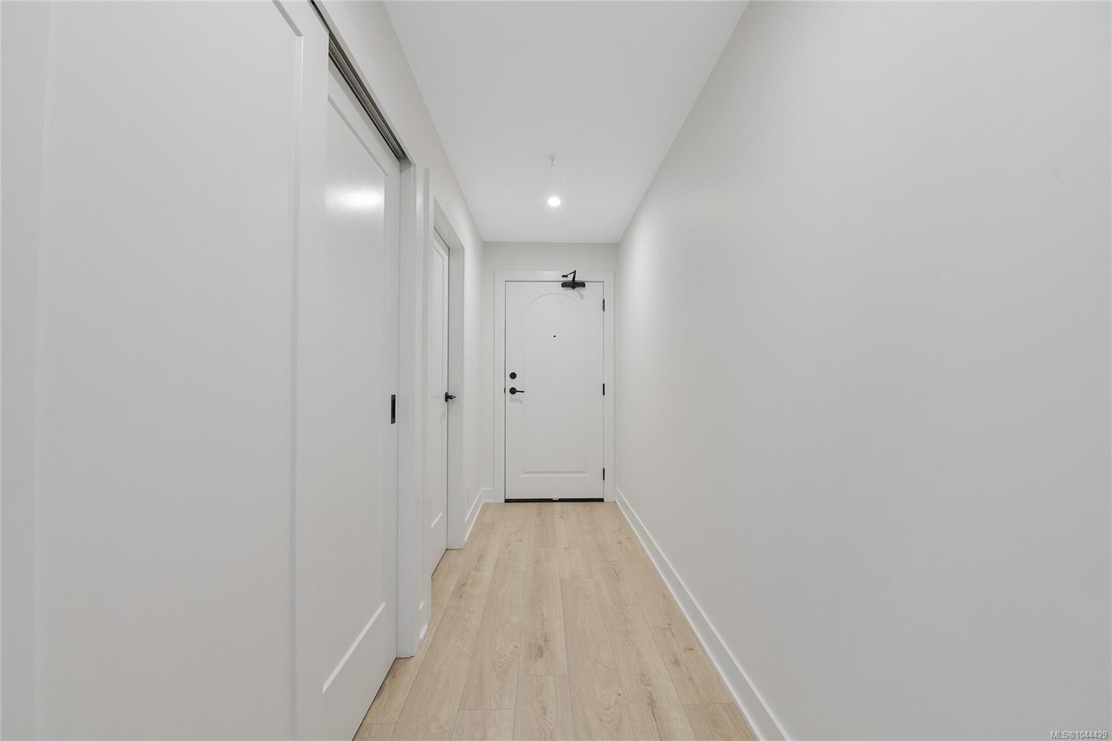 #304-1114 Samar Cres, Langford, BC - Indoor Photo Showing Other Room