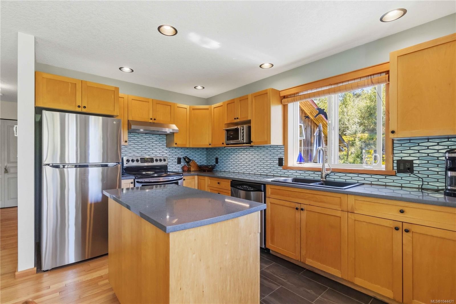 7827 Dalrae Pl, Sooke, BC