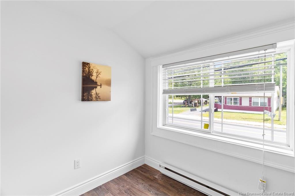 433 Pleasant Dr, Minto, NB