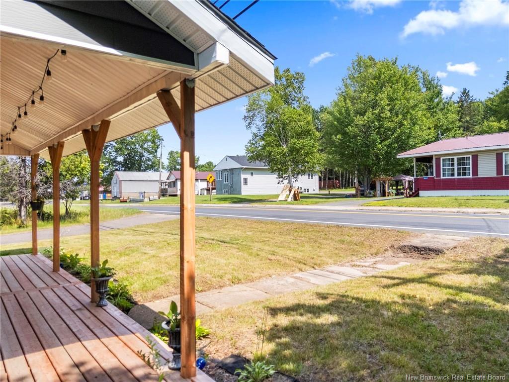 433 Pleasant Dr, Minto, NB