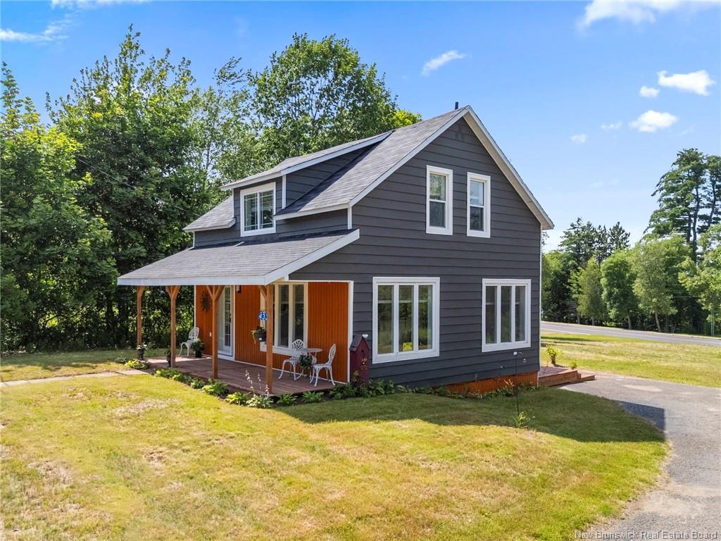 433 Pleasant Dr, Minto, NB