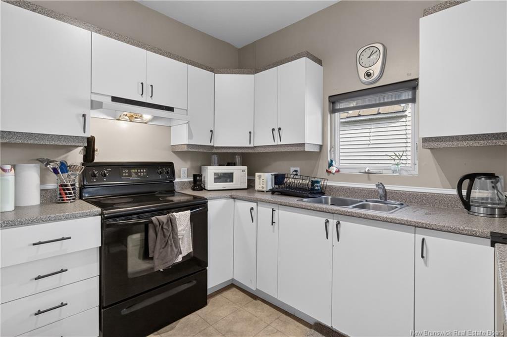 76-78 Belleview Ave, Moncton, NB