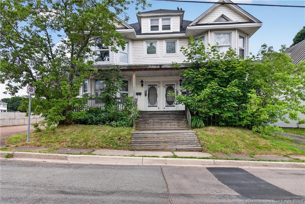 76-78 Belleview Ave, Moncton, NB