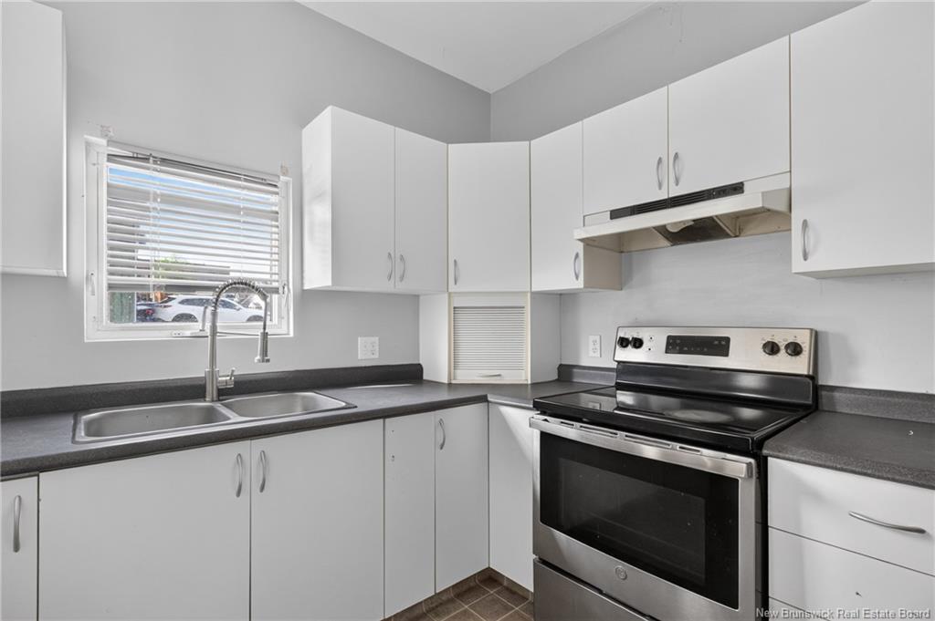 76-78 Belleview Ave, Moncton, NB