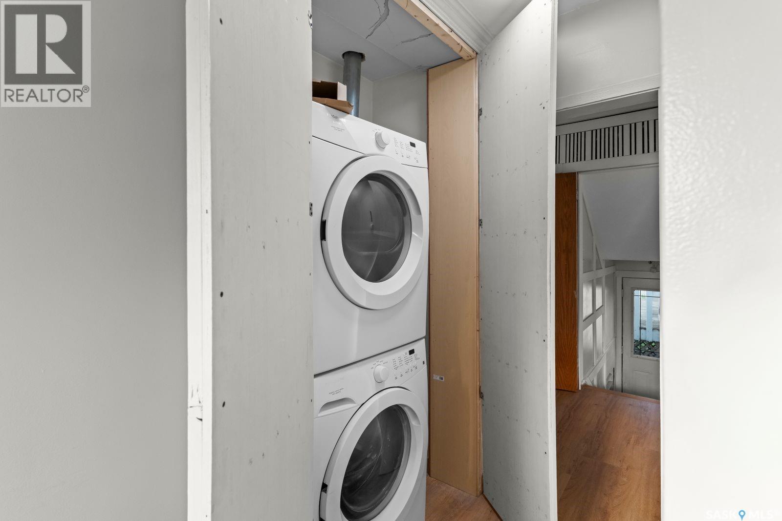 410 P Avenue N, Saskatoon, SK - Indoor Photo Showing Laundry Room