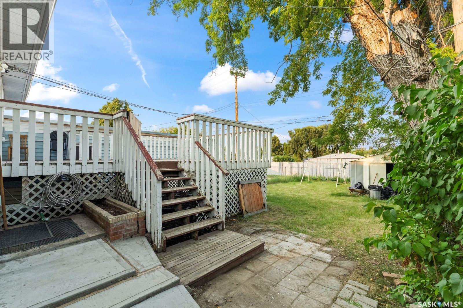 410 P Avenue N, Saskatoon, SK - Outdoor With Deck Patio Veranda