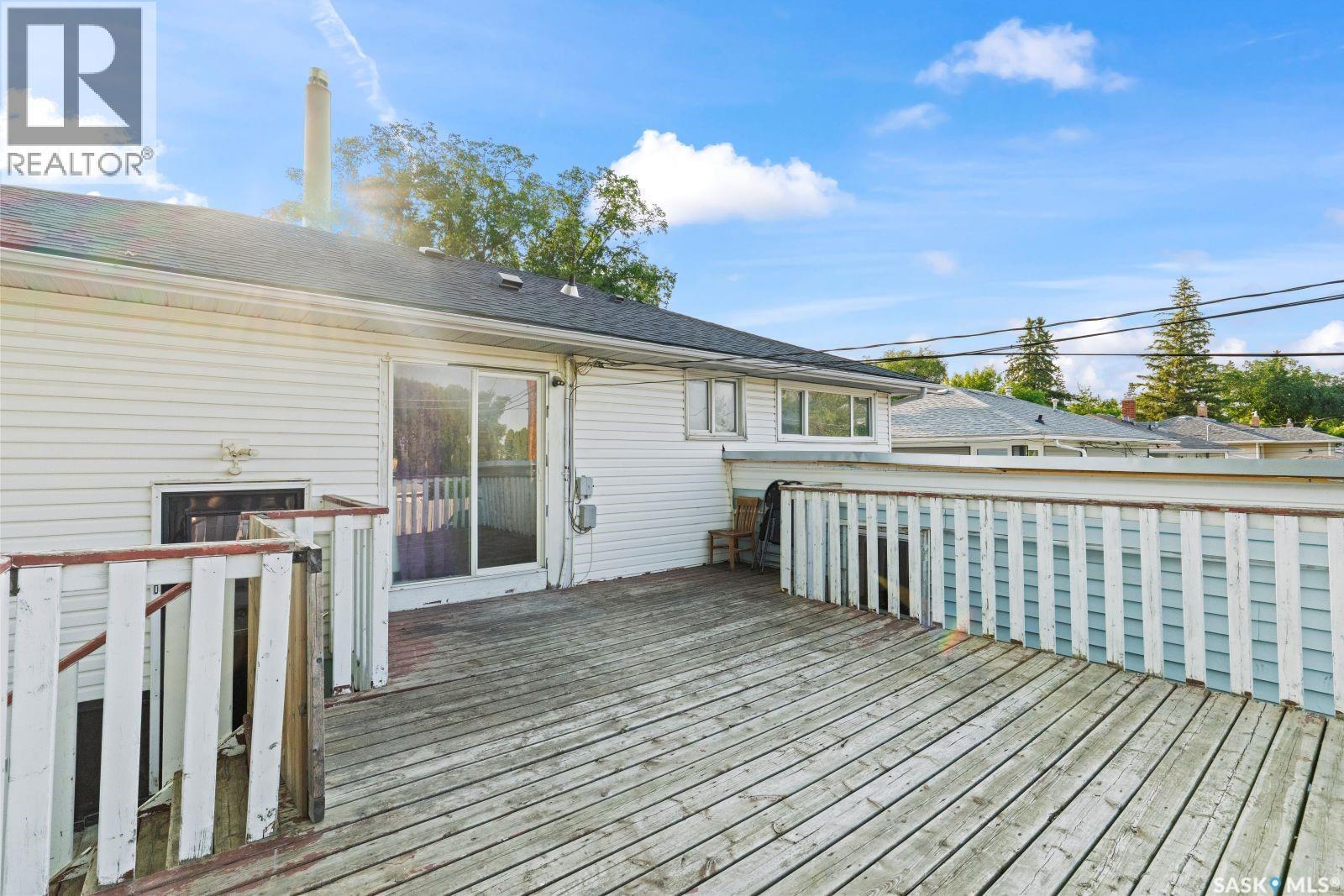 410 P Avenue N, Saskatoon, SK - Outdoor With Deck Patio Veranda