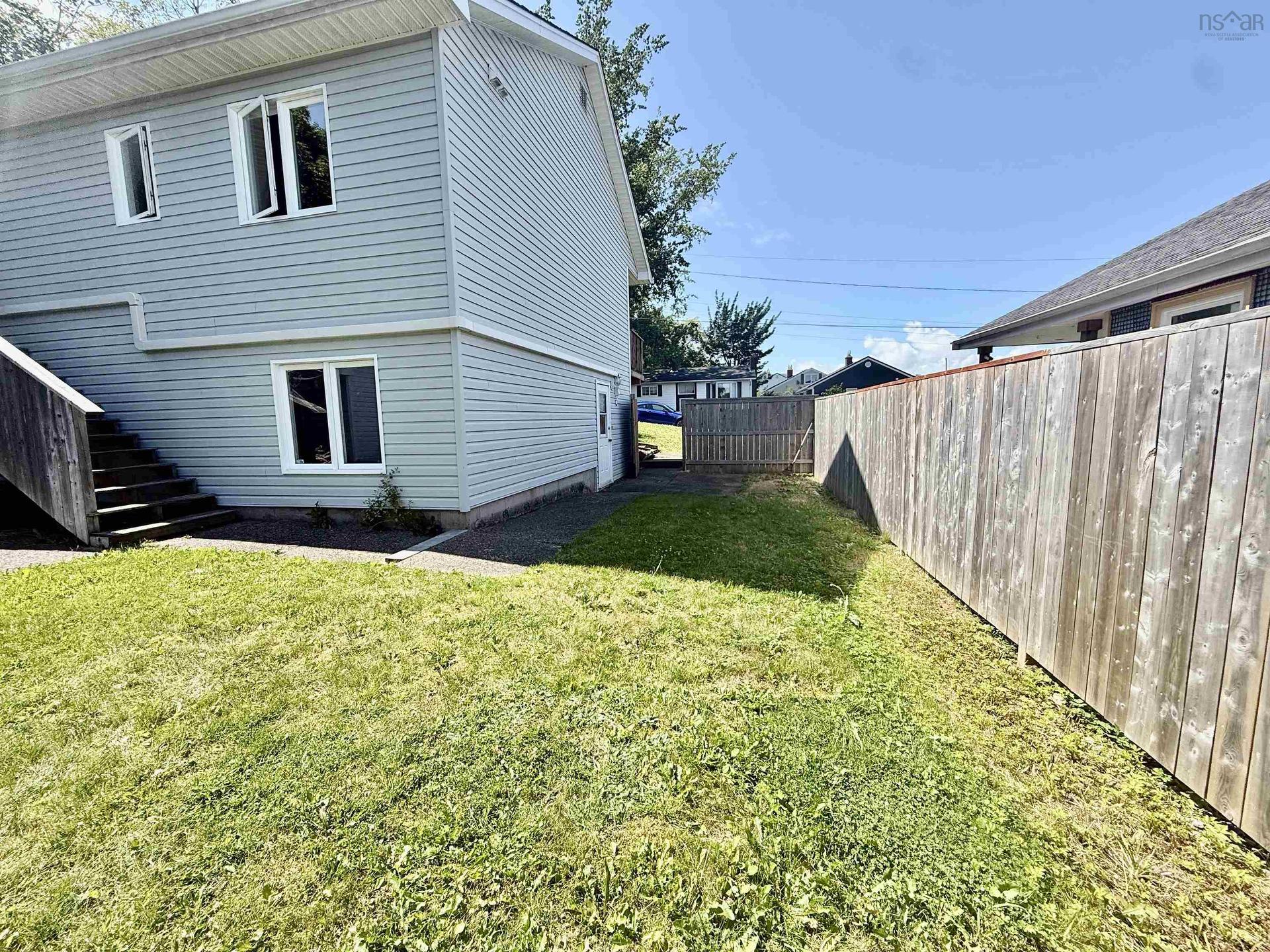 6 Beacon Street, Dartmouth, NS - Outdoor With Exterior
