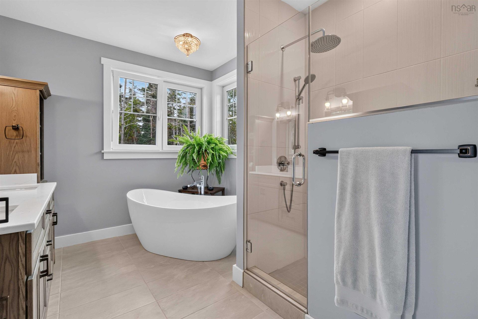 170 Edgewater Drive, White Point, NS - Indoor Photo Showing Bathroom