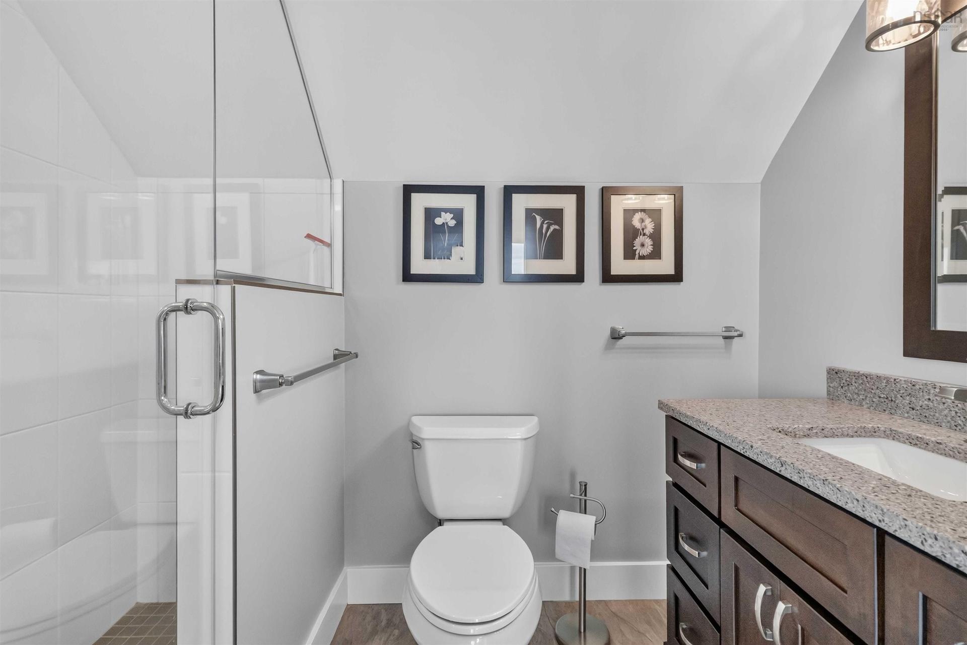 170 Edgewater Drive, White Point, NS - Indoor Photo Showing Bathroom