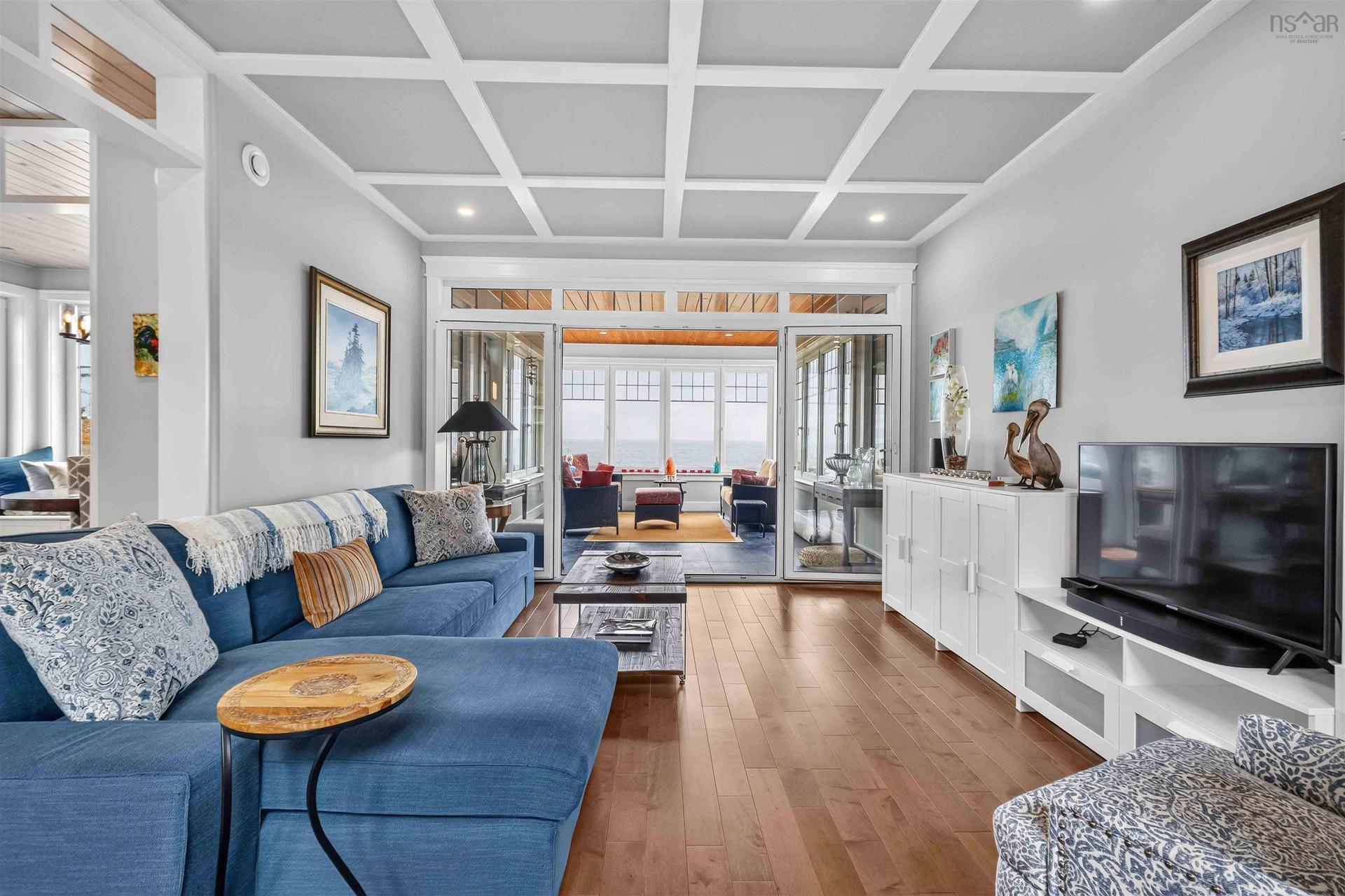 170 Edgewater Drive, White Point, NS - Indoor Photo Showing Living Room