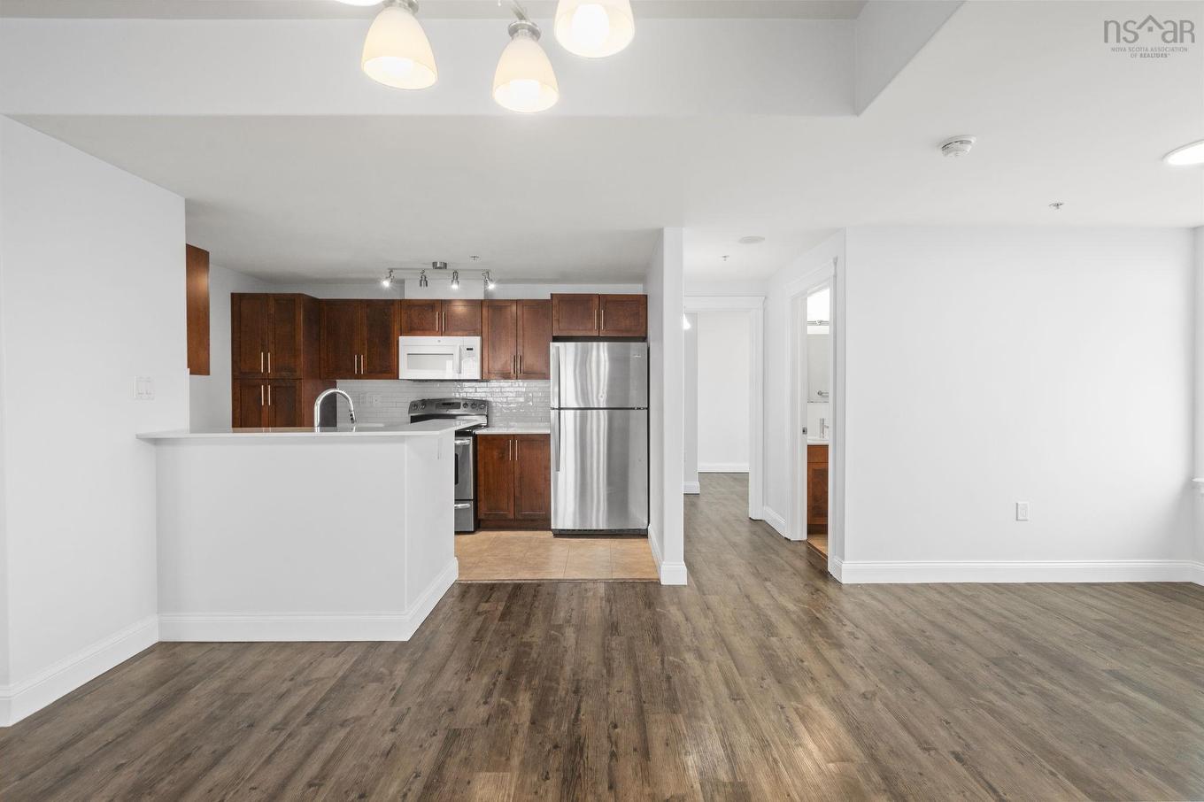 811 60 Walter Havill Drive, Halifax, NS - Indoor Photo Showing Kitchen