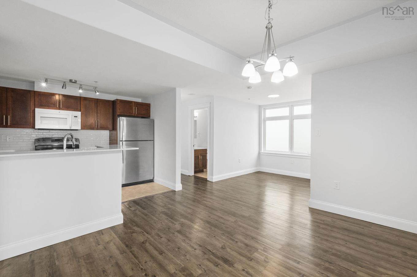 811 60 Walter Havill Drive, Halifax, NS - Indoor Photo Showing Kitchen