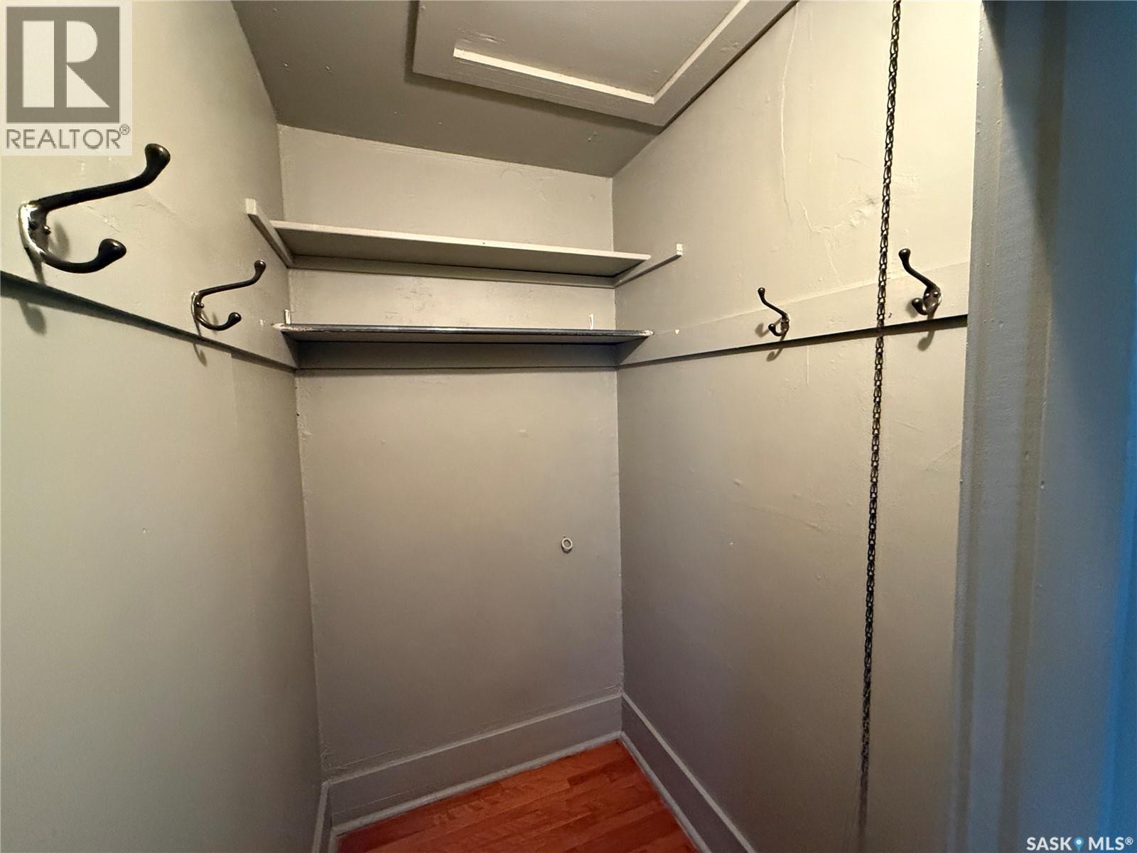230 6Th Avenue W, Assiniboia, SK - Indoor Photo Showing Other Room