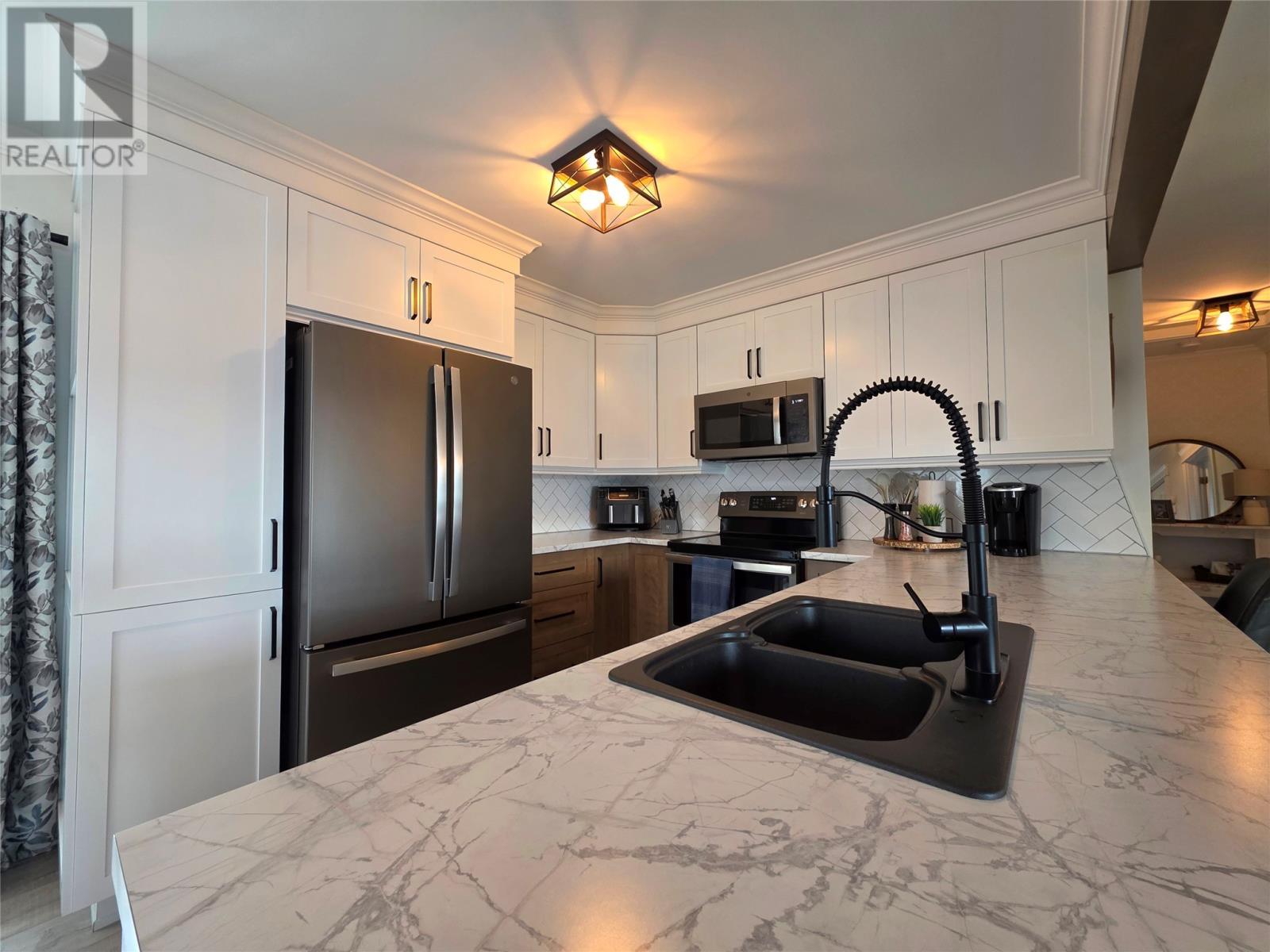 11 Mccarthys Road, Meadows, NL - Indoor Photo Showing Kitchen With Double Sink