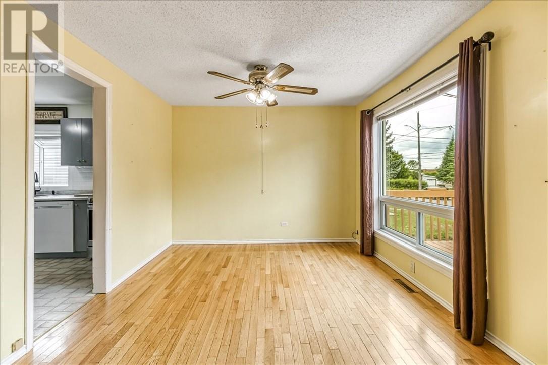 75 O'Donaghue Drive, Garson, ON - Indoor Photo Showing Other Room