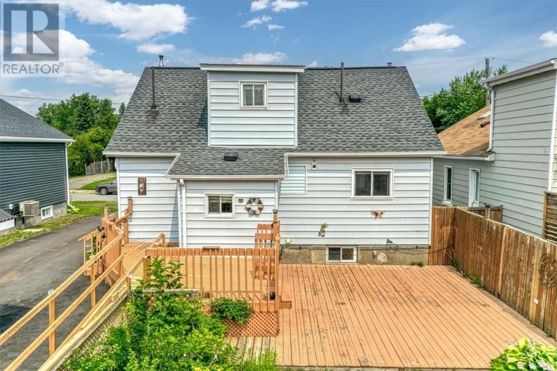 75 O'Donaghue Drive, Garson, ON - Outdoor With Exterior