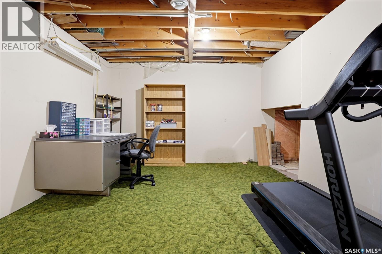 7122 Lawrence Drive, Regina, SK - Indoor Photo Showing Basement