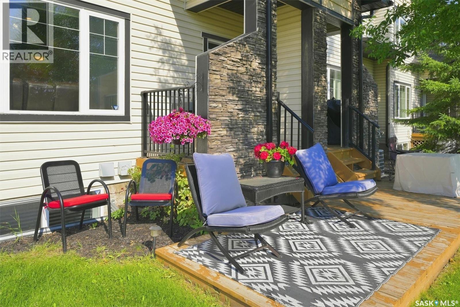 32 215 Hampton Green, Saskatoon, SK - Outdoor With Deck Patio Veranda
