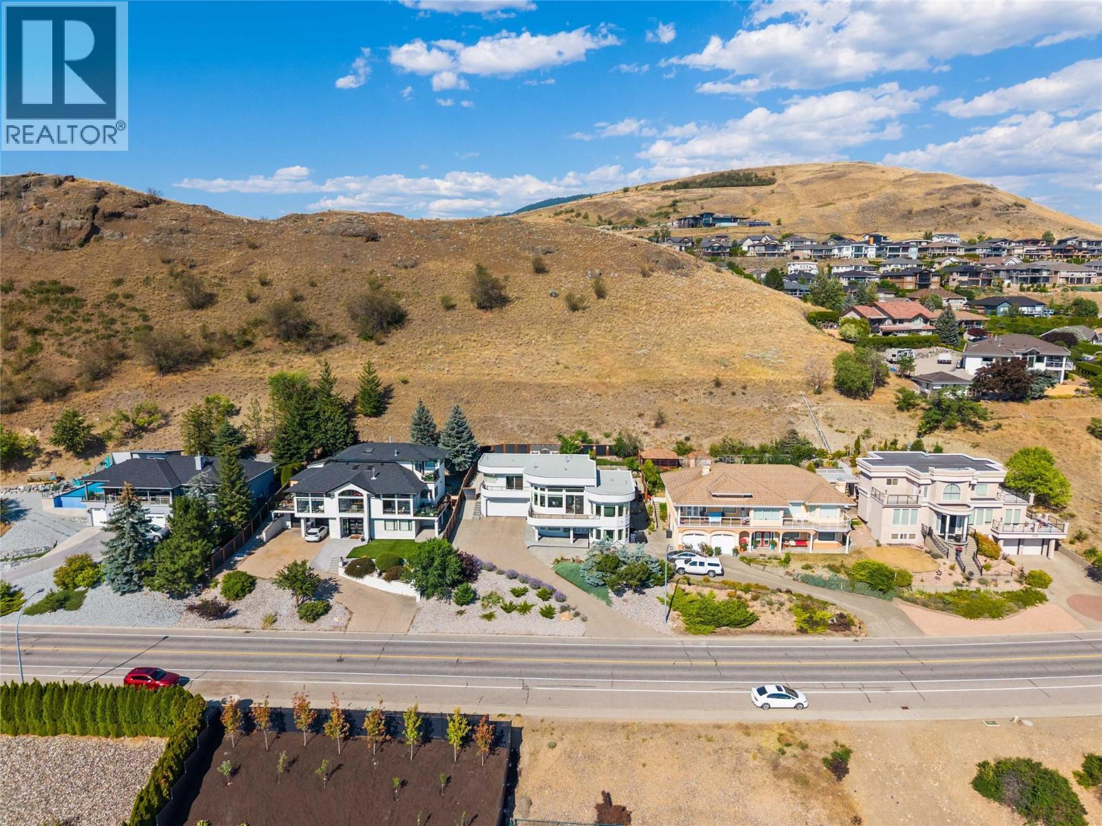 759 Middleton Way, Coldstream, BC - Outdoor With View