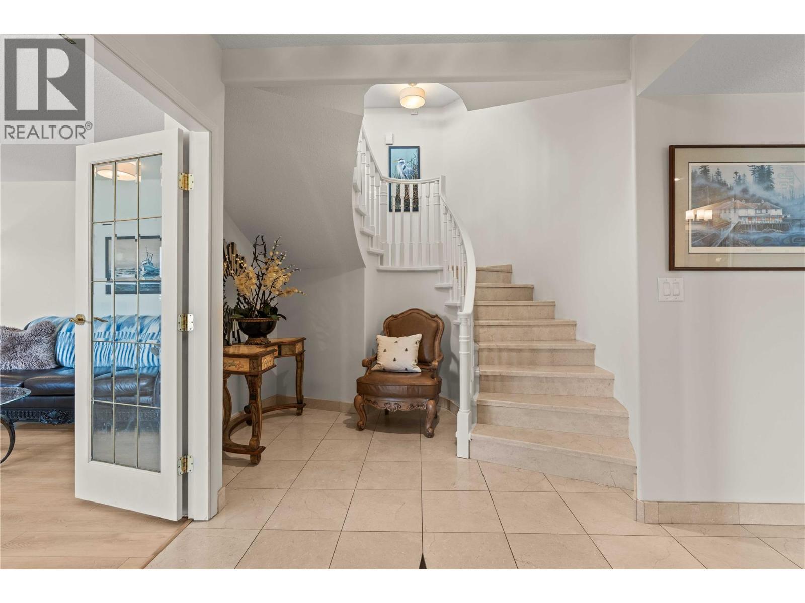 759 Middleton Way, Coldstream, BC - Indoor Photo Showing Other Room