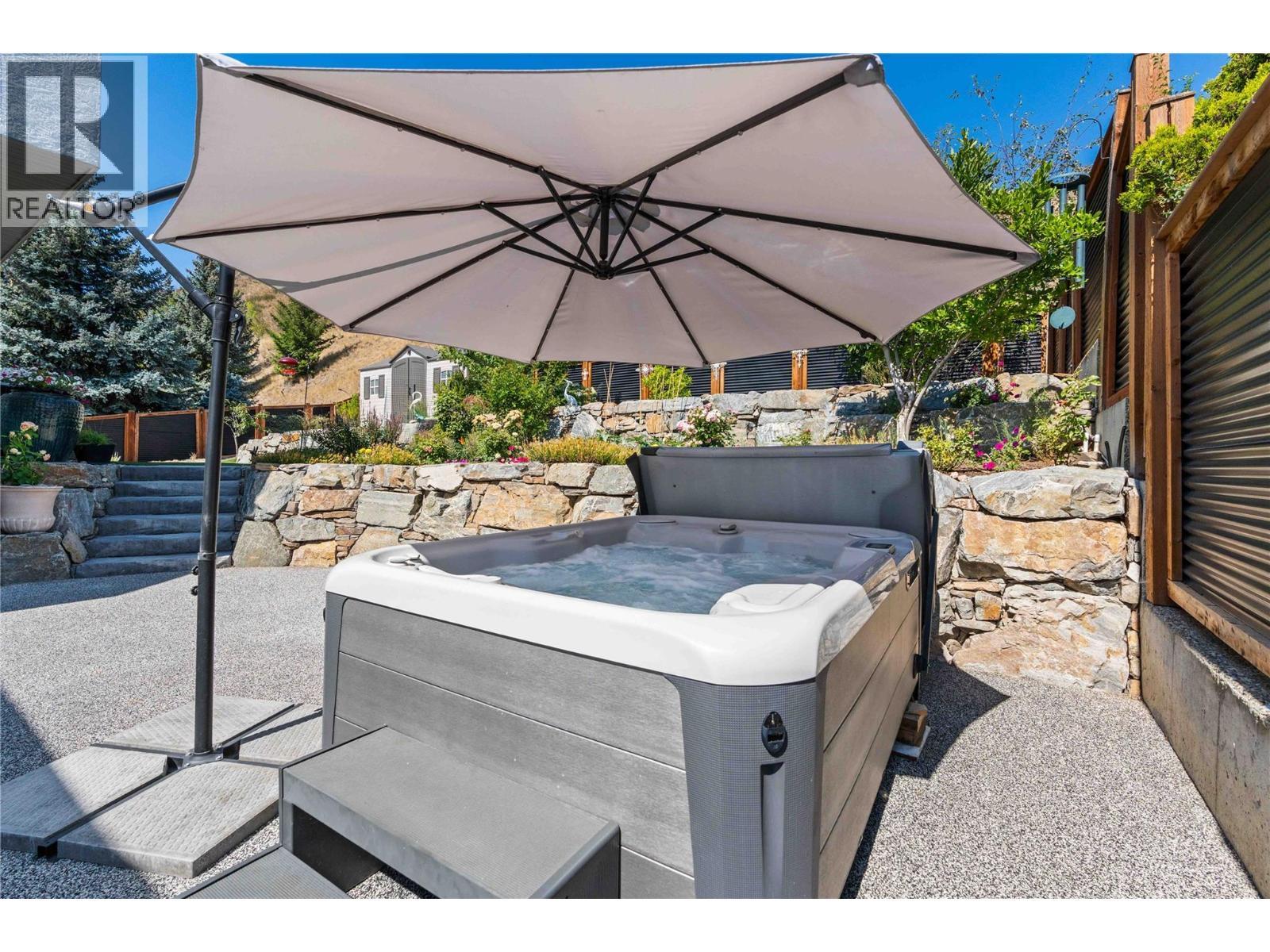 759 Middleton Way, Coldstream, BC - Outdoor With Deck Patio Veranda