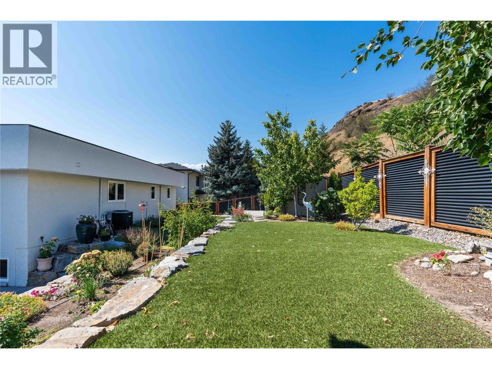 759 Middleton Way, Coldstream, BC - Outdoor