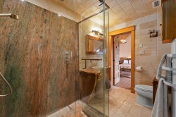 Master Bathroom - 