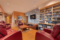 Family Room - 