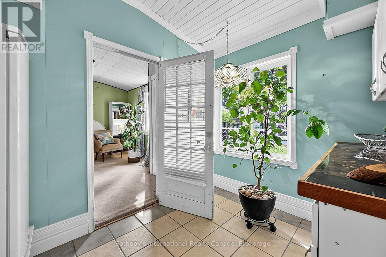 Pantry off the kitchen - 32 Tiny Beaches Road N, Tiny, ON - Photo Showing Other Room