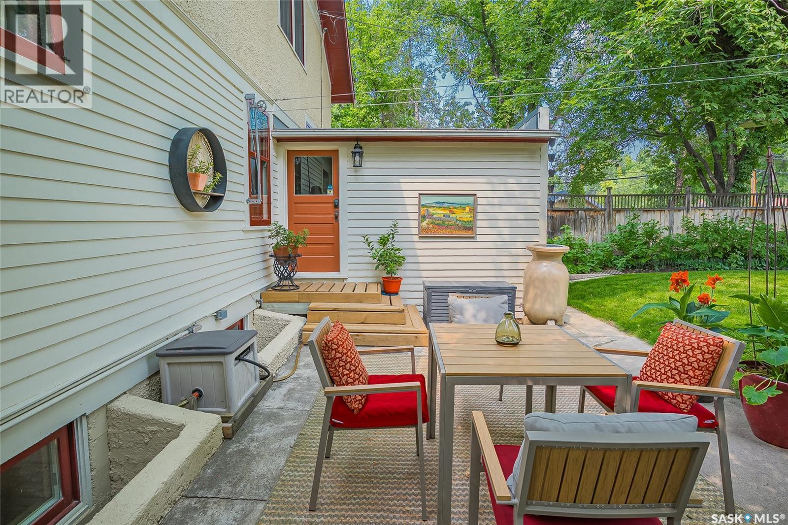 630 8Th Avenue N, Saskatoon, SK