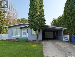 1624 St Laurent DRIVE North Battleford, SK S9A 3B3