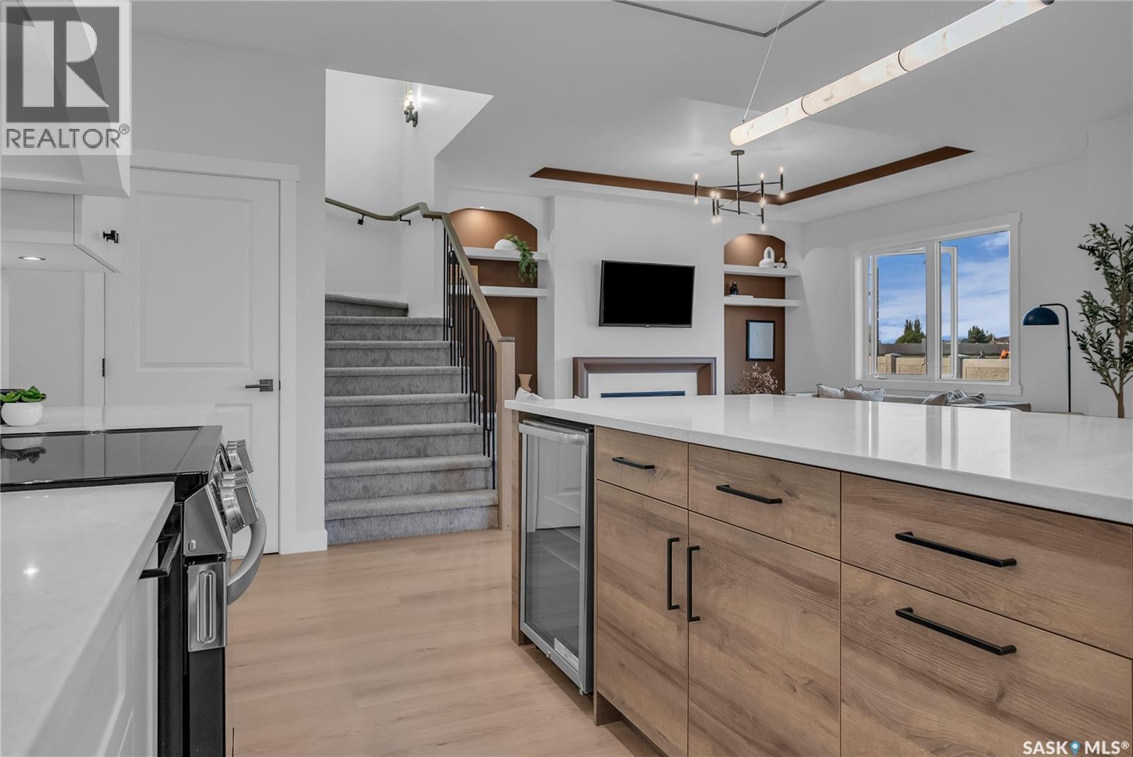 463 Traeger Close, Saskatoon, SK - Indoor Photo Showing Kitchen