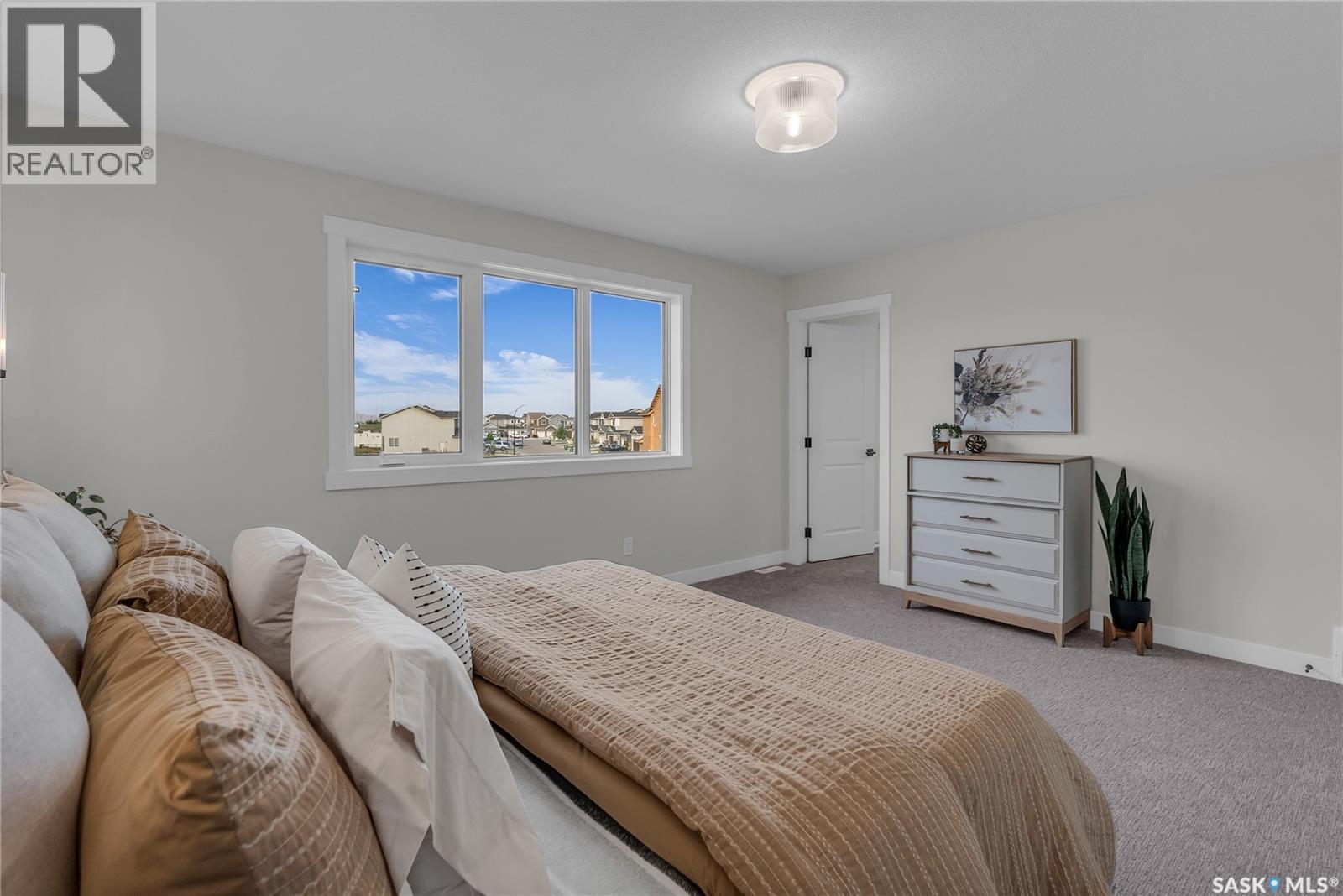 463 Traeger Close, Saskatoon, SK - Indoor Photo Showing Bedroom