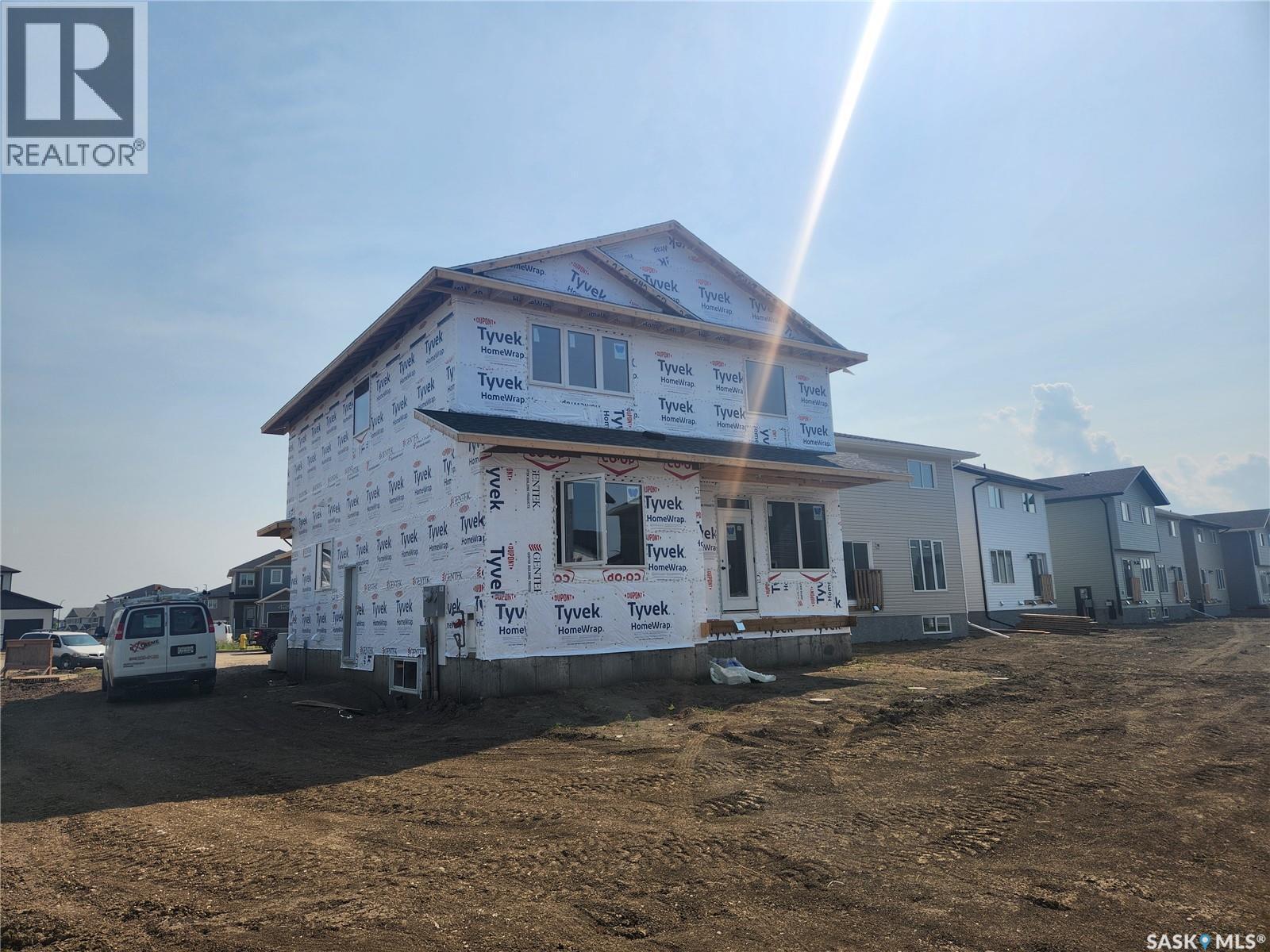 463 Traeger Close, Saskatoon, SK - Outdoor