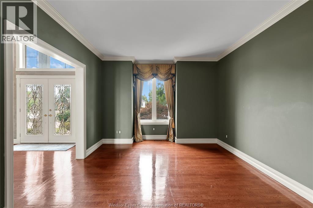 1585 Stoneybrook Crescent, Windsor, ON - Indoor Photo Showing Other Room