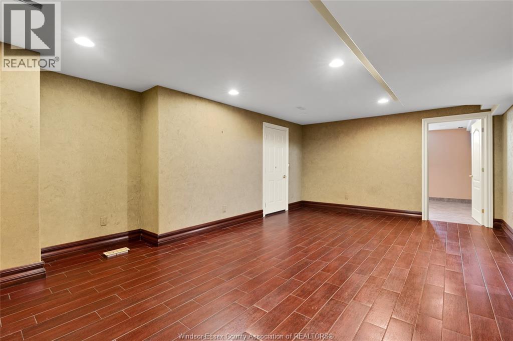 1585 Stoneybrook Crescent, Windsor, ON - Indoor Photo Showing Other Room