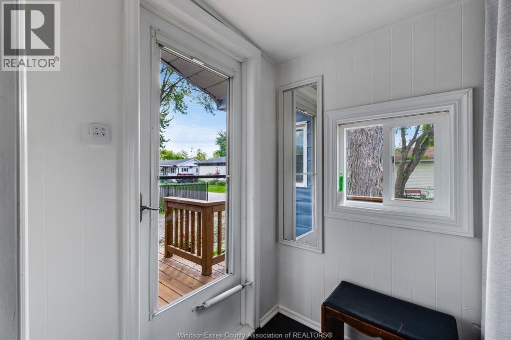 105 Brooks Boulevard, Lakeshore, ON - Indoor Photo Showing Other Room