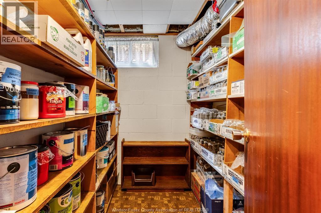 9 Margaret, Leamington, ON - Indoor