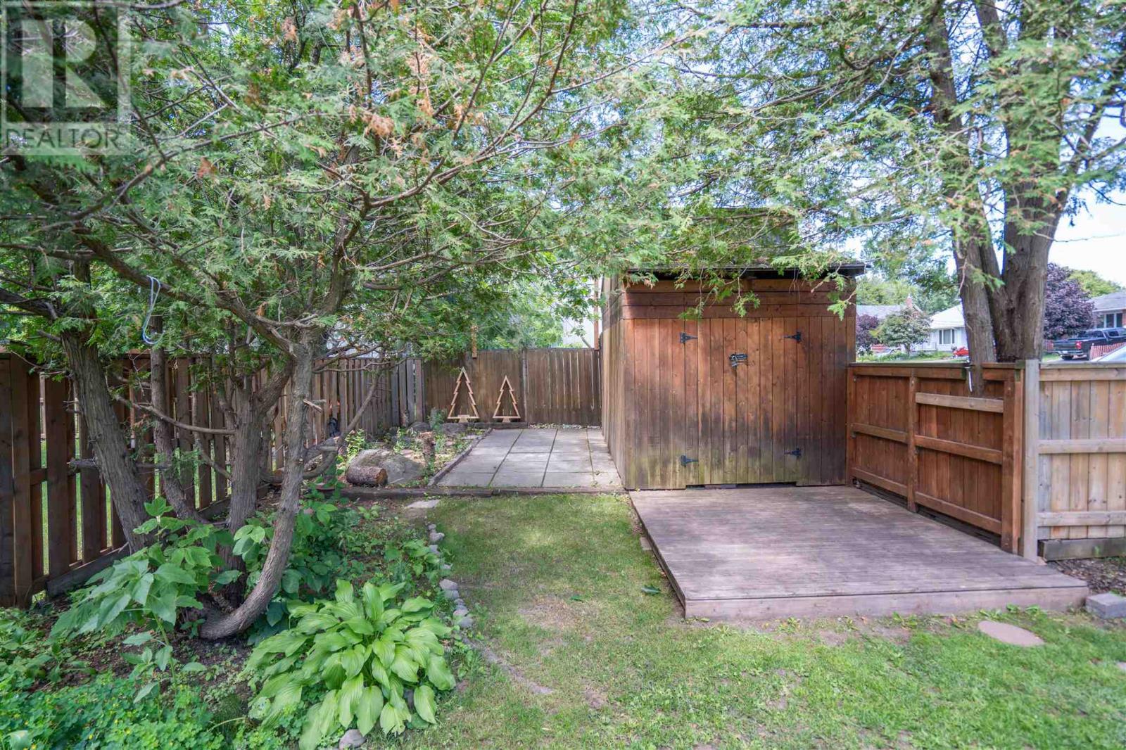 31 St. George'S Ave E, Sault Ste. Marie, ON - Outdoor