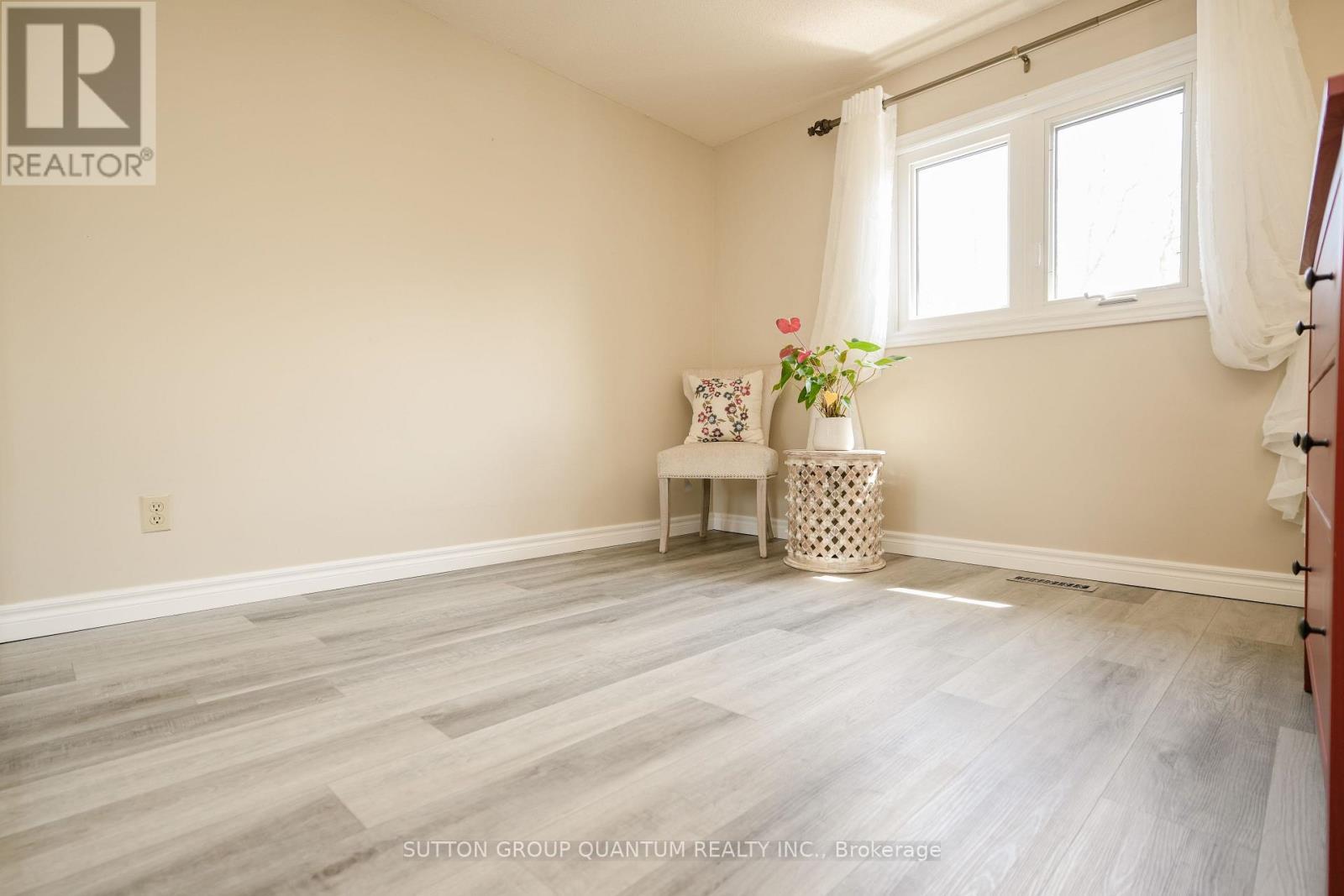 1900 Carrera Court, Mississauga, ON - Indoor Photo Showing Other Room