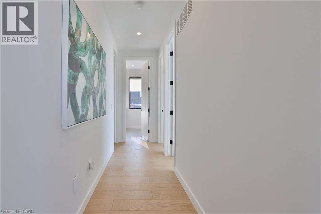 70 Upper Mount Albion Road, Hamilton, ON - Indoor Photo Showing Other Room